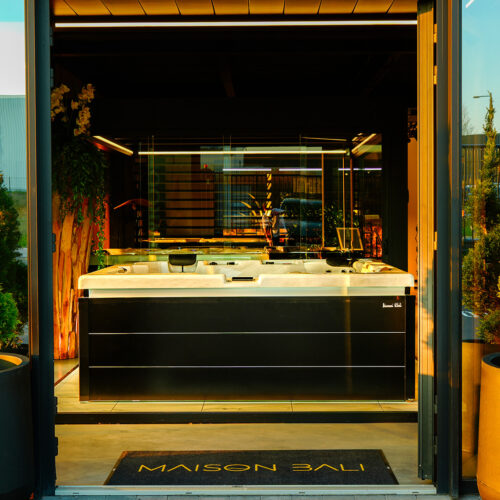 entree-showroom-maison-bali
